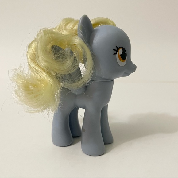 My Little Pony Derpy Hooves 3" Toys R Us Favorites MLP 2010 - Picture 6 of 16